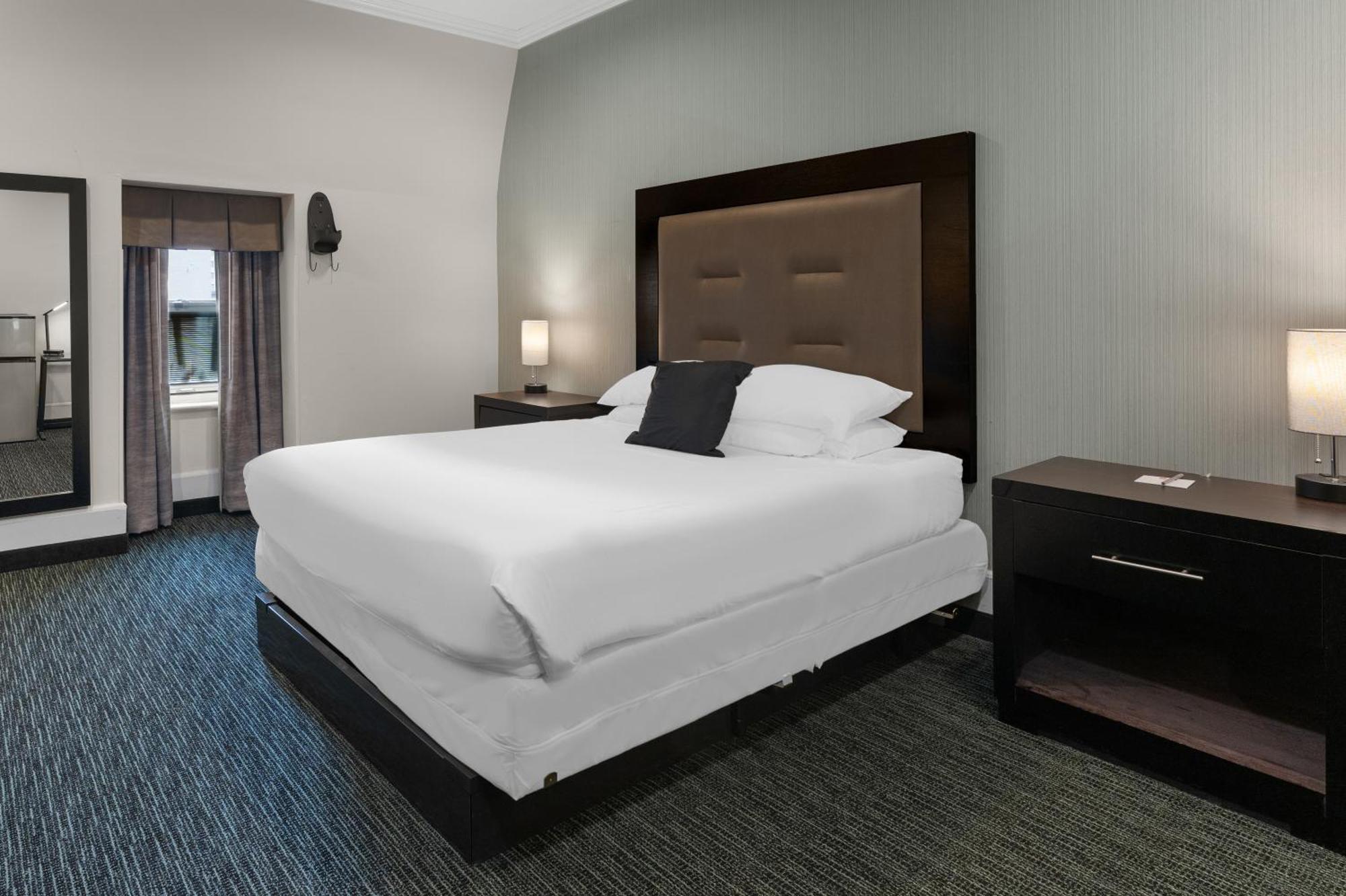 Quality Inn Center City Филадельфия Экстерьер фото