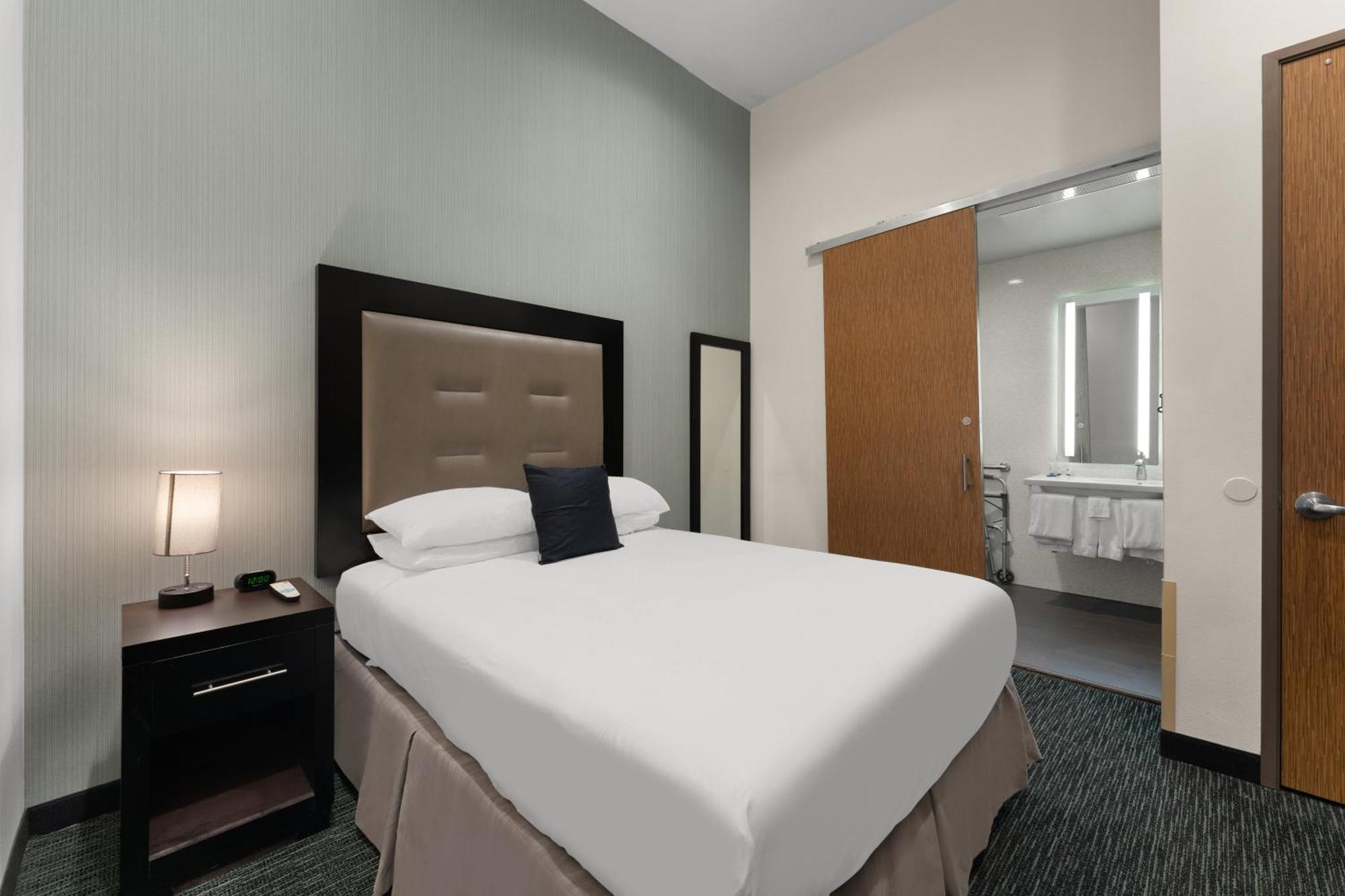 Quality Inn Center City Филадельфия Экстерьер фото