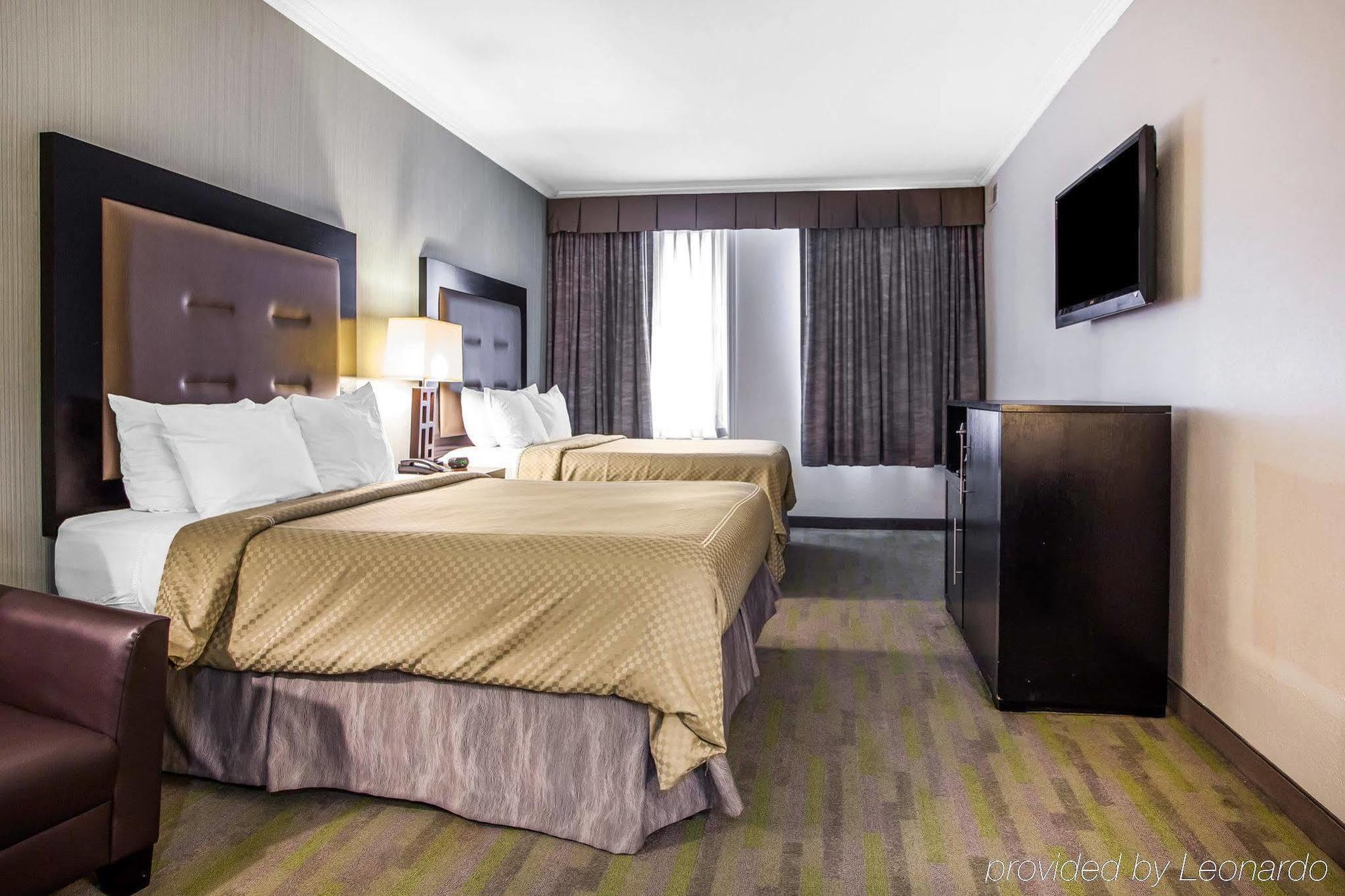 Quality Inn Center City Филадельфия Экстерьер фото