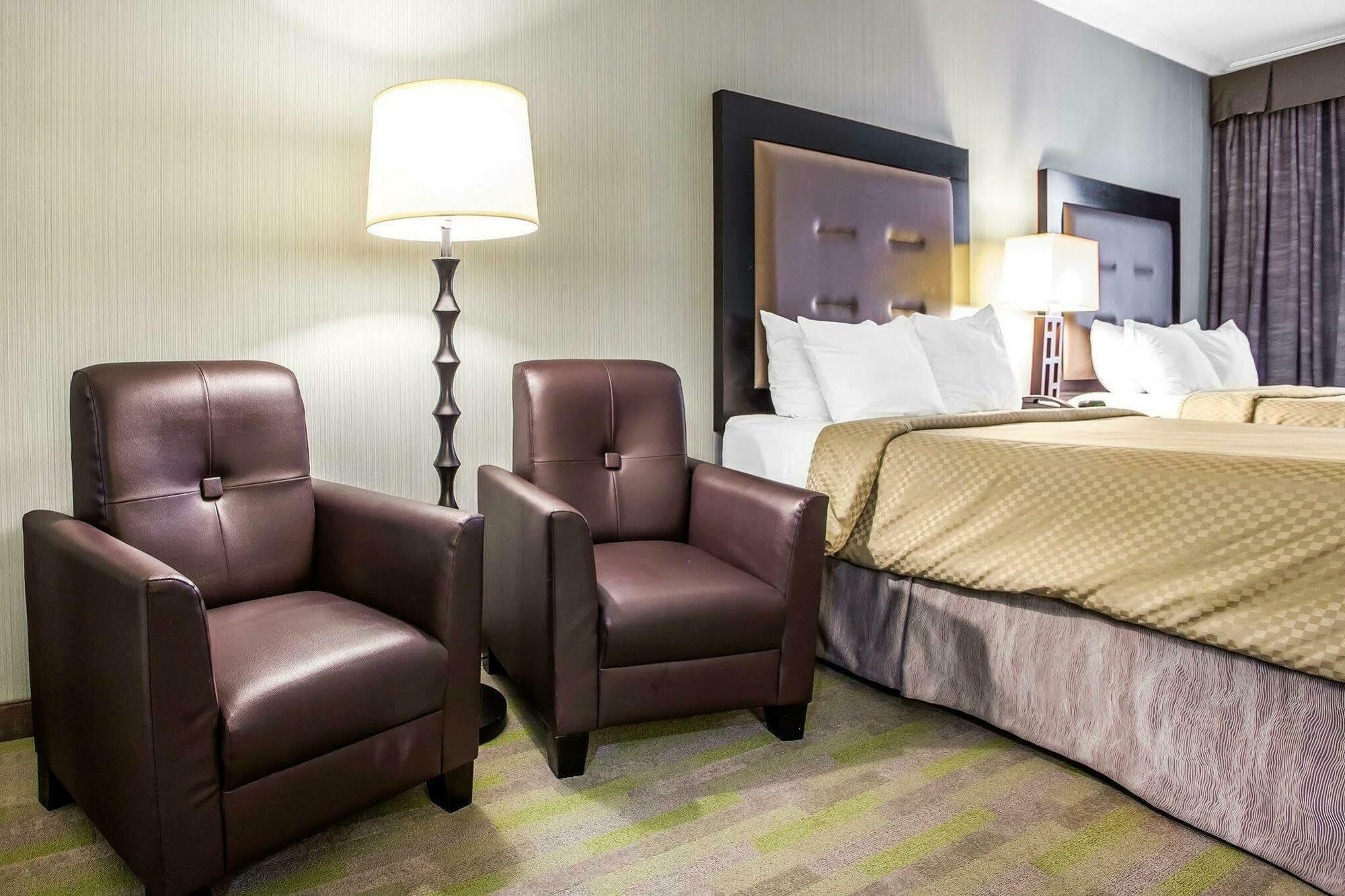 Quality Inn Center City Филадельфия Экстерьер фото