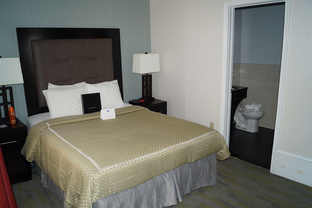 Quality Inn Center City Филадельфия Экстерьер фото